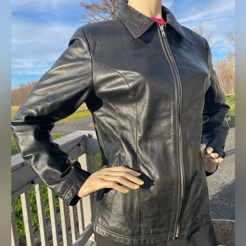 Leather jacket - Picture 2 of 10